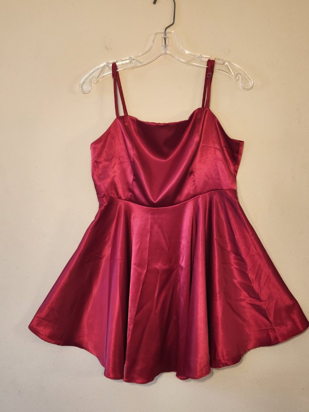 SHEIN Red sleeveless shimmery short homecoming party dress size M